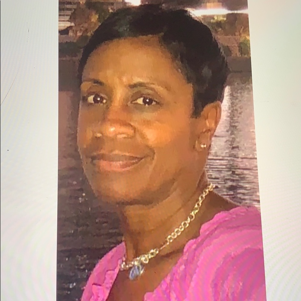 Meet your Posher, Carolyn